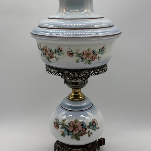 Vintage Milk Glass Painted Flowers Hurricane Parlor Brass Table Lamp - Picture 1 of 16